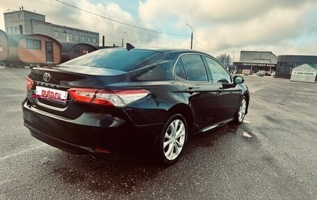 Toyota Camry, 2018 год, 2 699 999 рублей, 3 фотография