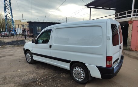 Peugeot Partner II рестайлинг 2, 2011 год, 415 000 рублей, 6 фотография