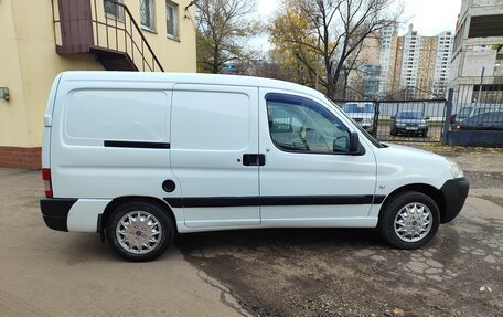 Peugeot Partner II рестайлинг 2, 2011 год, 415 000 рублей, 9 фотография