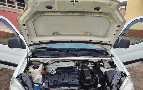 Peugeot Partner II рестайлинг 2, 2011 год, 415 000 рублей, 13 фотография