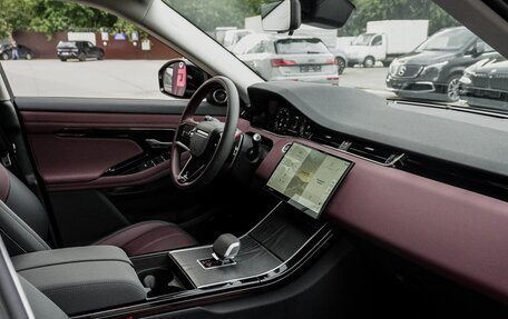 Land Rover Range Rover Evoque II, 2025 год, 6 050 000 рублей, 16 фотография