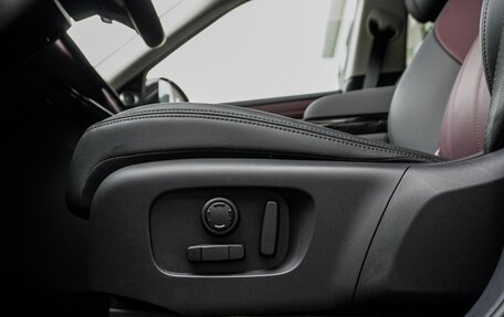 Land Rover Range Rover Evoque II, 2025 год, 6 050 000 рублей, 19 фотография