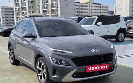 Hyundai Kona I, 2022 год, 1 675 047 рублей, 3 фотография