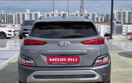 Hyundai Kona I, 2022 год, 1 675 047 рублей, 5 фотография