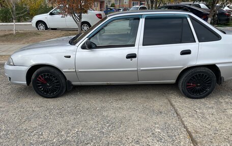 Daewoo Nexia I рестайлинг, 2010 год, 240 000 рублей, 3 фотография