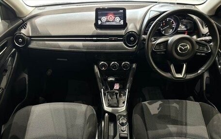 Mazda Demio IV, 2017 год, 750 000 рублей, 11 фотография