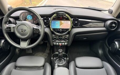 MINI Hatch, 2022 год, 2 262 777 рублей, 9 фотография