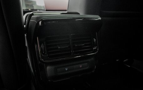 Land Rover Range Rover Evoque II, 2025 год, 6 050 000 рублей, 30 фотография