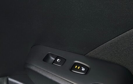 Hyundai Solaris II рестайлинг, 2019 год, 1 379 000 рублей, 11 фотография