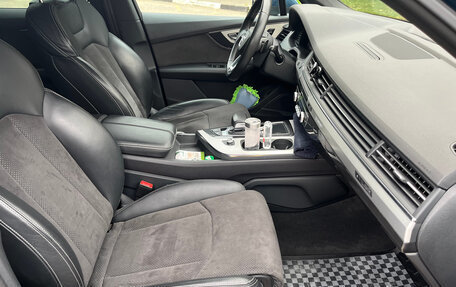 Audi Q7, 2018 год, 4 500 000 рублей, 8 фотография