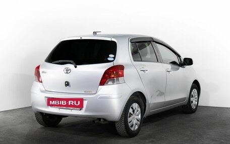 Toyota Vitz, 2010 год, 555 000 рублей, 3 фотография