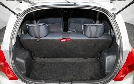 Toyota Vitz, 2010 год, 555 000 рублей, 16 фотография