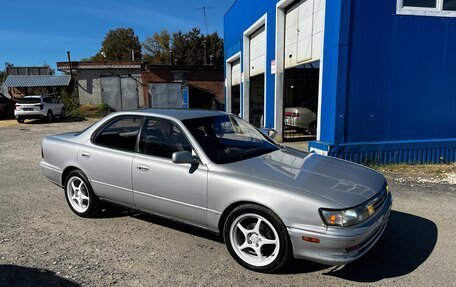 Toyota Vista, 1992 год, 240 000 рублей, 2 фотография