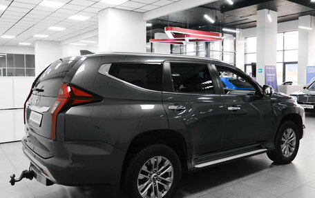 Mitsubishi Pajero Sport III рестайлинг, 2021 год, 3 980 000 рублей, 3 фотография