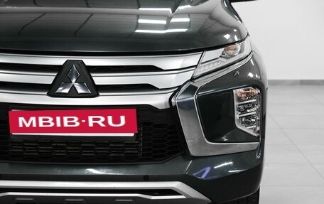 Mitsubishi Pajero Sport III рестайлинг, 2021 год, 3 980 000 рублей, 6 фотография