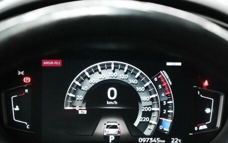 Mitsubishi Pajero Sport III рестайлинг, 2021 год, 3 980 000 рублей, 24 фотография