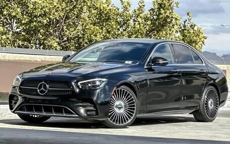 Mercedes-Benz E-Класс, 2022 год, 3 751 000 рублей, 3 фотография