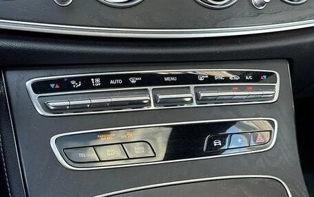 Mercedes-Benz E-Класс, 2022 год, 3 751 000 рублей, 22 фотография