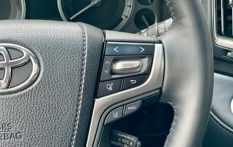 Toyota Land Cruiser 200, 2019 год, 5 999 999 рублей, 5 фотография