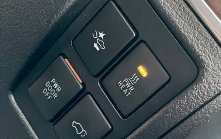 Toyota Land Cruiser 200, 2019 год, 5 999 999 рублей, 12 фотография