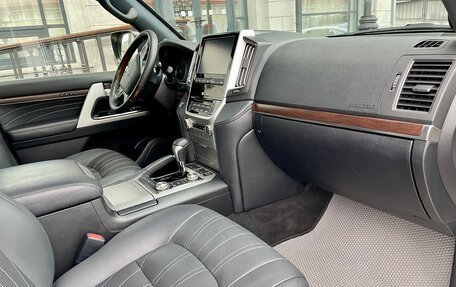 Toyota Land Cruiser 200, 2019 год, 5 999 999 рублей, 13 фотография