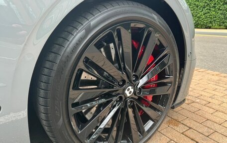 Bentley Continental GT III, 2021 год, 29 700 000 рублей, 17 фотография