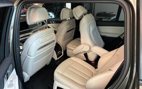 BMW X7, 2022 год, 10 500 000 рублей, 5 фотография