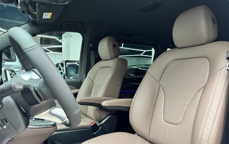 Mercedes-Benz V-Класс, 2025 год, 13 890 000 рублей, 17 фотография