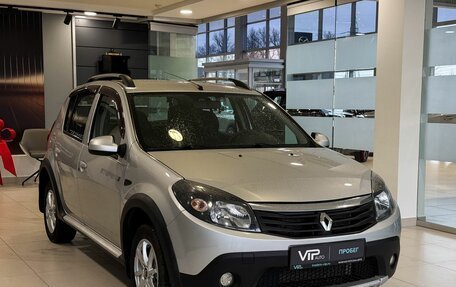 Renault Sandero I, 2014 год, 820 000 рублей, 3 фотография