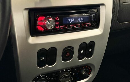 Renault Sandero I, 2014 год, 820 000 рублей, 12 фотография