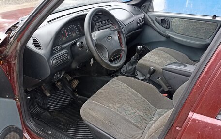 Chevrolet Niva I рестайлинг, 2003 год, 360 000 рублей, 4 фотография