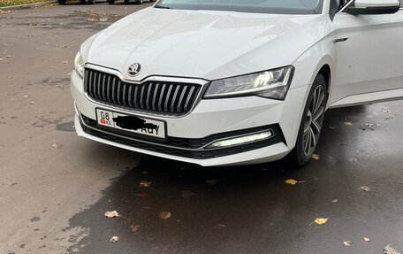 Skoda Superb III рестайлинг, 2025 год, 2 950 000 рублей, 2 фотография