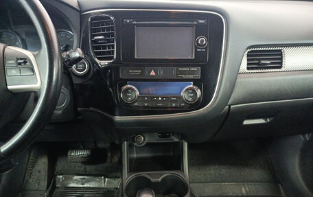 Mitsubishi Outlander III рестайлинг 3, 2012 год, 1 420 000 рублей, 18 фотография