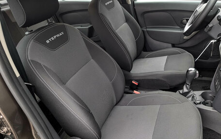 Renault Logan II, 2020 год, 1 250 000 рублей, 24 фотография