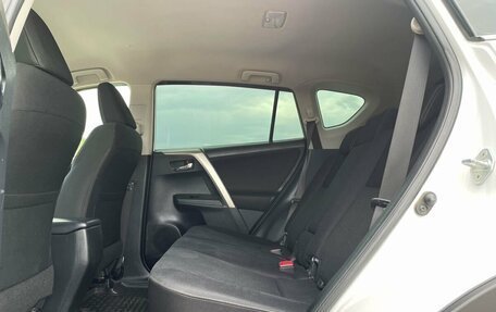 Toyota RAV4, 2012 год, 1 615 000 рублей, 18 фотография