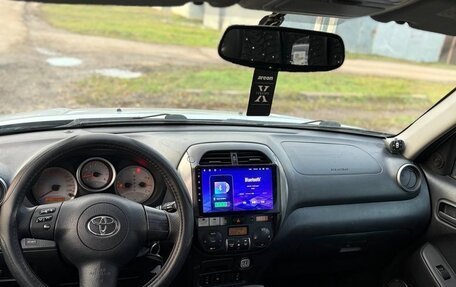 Toyota RAV4, 2004 год, 650 000 рублей, 9 фотография