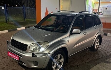 Toyota RAV4, 2004 год, 650 000 рублей, 8 фотография