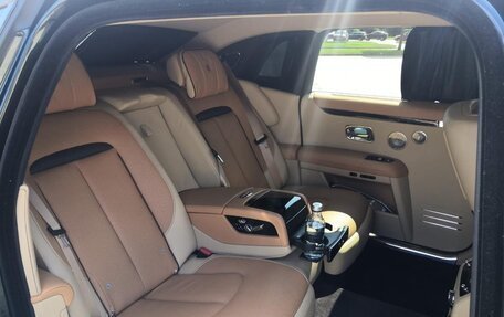 Rolls-Royce Ghost Series II рестайлинг, 2021 год, 43 000 000 рублей, 12 фотография