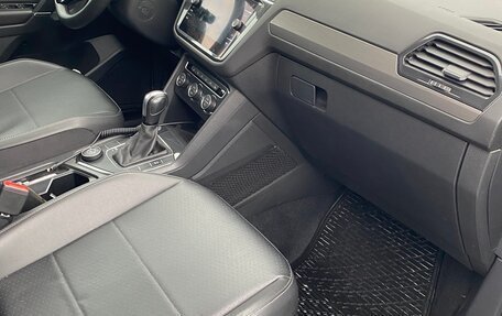 Volkswagen Tiguan II, 2020 год, 2 600 000 рублей, 8 фотография