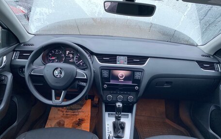 Skoda Octavia, 2017 год, 1 570 000 рублей, 5 фотография