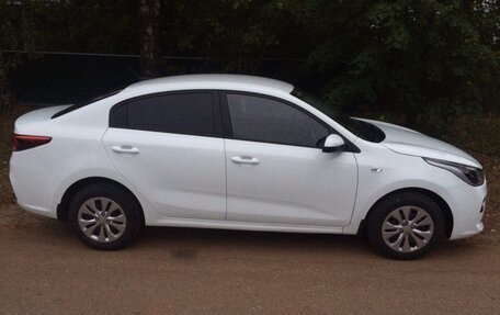 KIA Rio IV, 2018 год, 1 400 000 рублей, 5 фотография