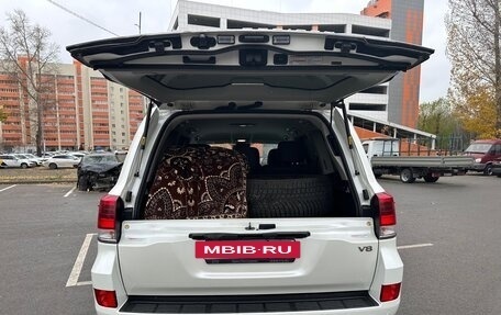 Toyota Land Cruiser 200, 2016 год, 6 500 000 рублей, 13 фотография