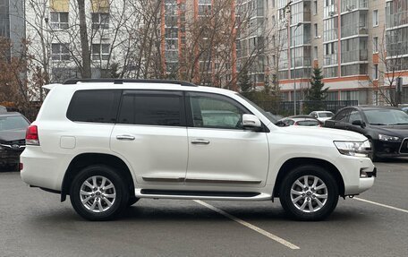 Toyota Land Cruiser 200, 2016 год, 6 500 000 рублей, 21 фотография