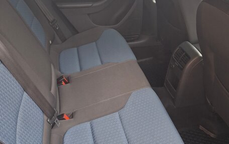 Volkswagen Jetta VI, 2013 год, 1 075 000 рублей, 11 фотография