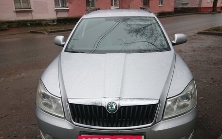 Skoda Octavia, 2012 год, 1 100 000 рублей, 2 фотография