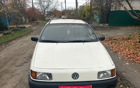 Volkswagen Passat B3, 1988 год, 250 000 рублей, 1 фотография