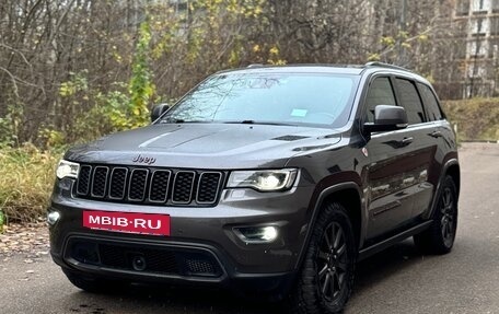 Jeep Grand Cherokee, 2017 год, 3 800 000 рублей, 2 фотография