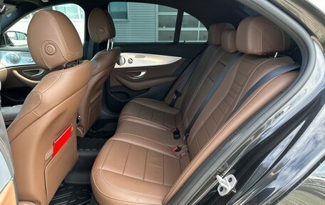 Mercedes-Benz E-Класс, 2020 год, 4 500 000 рублей, 21 фотография