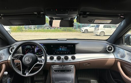 Mercedes-Benz E-Класс, 2020 год, 4 500 000 рублей, 19 фотография