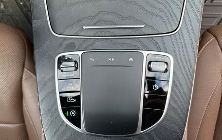 Mercedes-Benz E-Класс, 2020 год, 4 500 000 рублей, 31 фотография